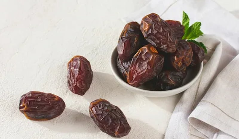 تصویر 2 از خرما مضافتی مهرستان با کیفیت طبیعی و طعم شیرین
